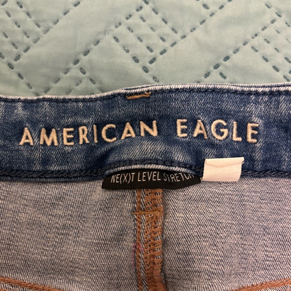 American Eagle Stretch Jean Shorts - Picture 3 of 4